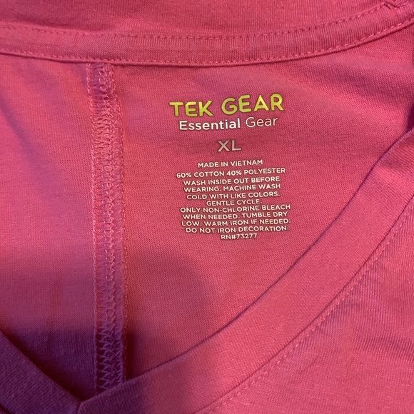 LAST CHANCE- Pair of Tek Gear Tees - Picture 2 of 10
